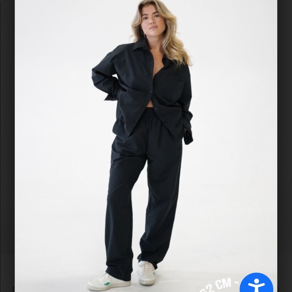 Djerf Avenue Breezy Pants in black (size XS, will fit a 25-26 waist) - Picture 5 of 5